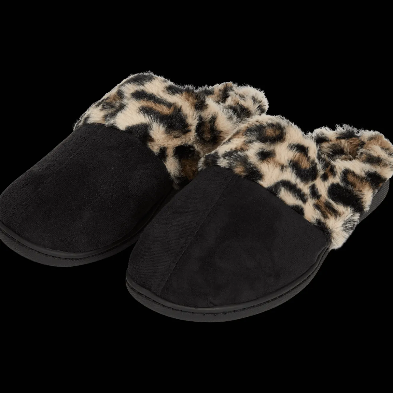 Action Schuhe<Hausschuhe mit Kunstpelz